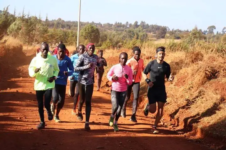 Todos los participantes del Training Camp Iten, tendrán un pacer personal para acompañarte en los entrenamientos diarios