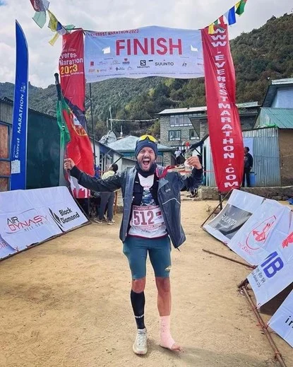 Pedro Queirós supera las dificultades y completa el Maratón del Everest
